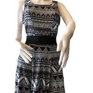Mudd A-Line Dress. Large. Fitted.‎ Boho Style.
